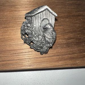 Limited Edition Birds & Bloom 1997 Pin! Great Collectors item!